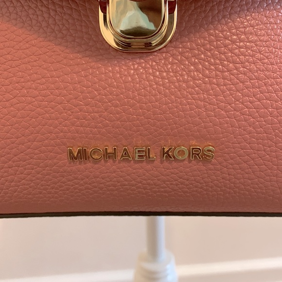 Michael Kors Medium Crossbody Bag/Satchel - Picture 3 of 10